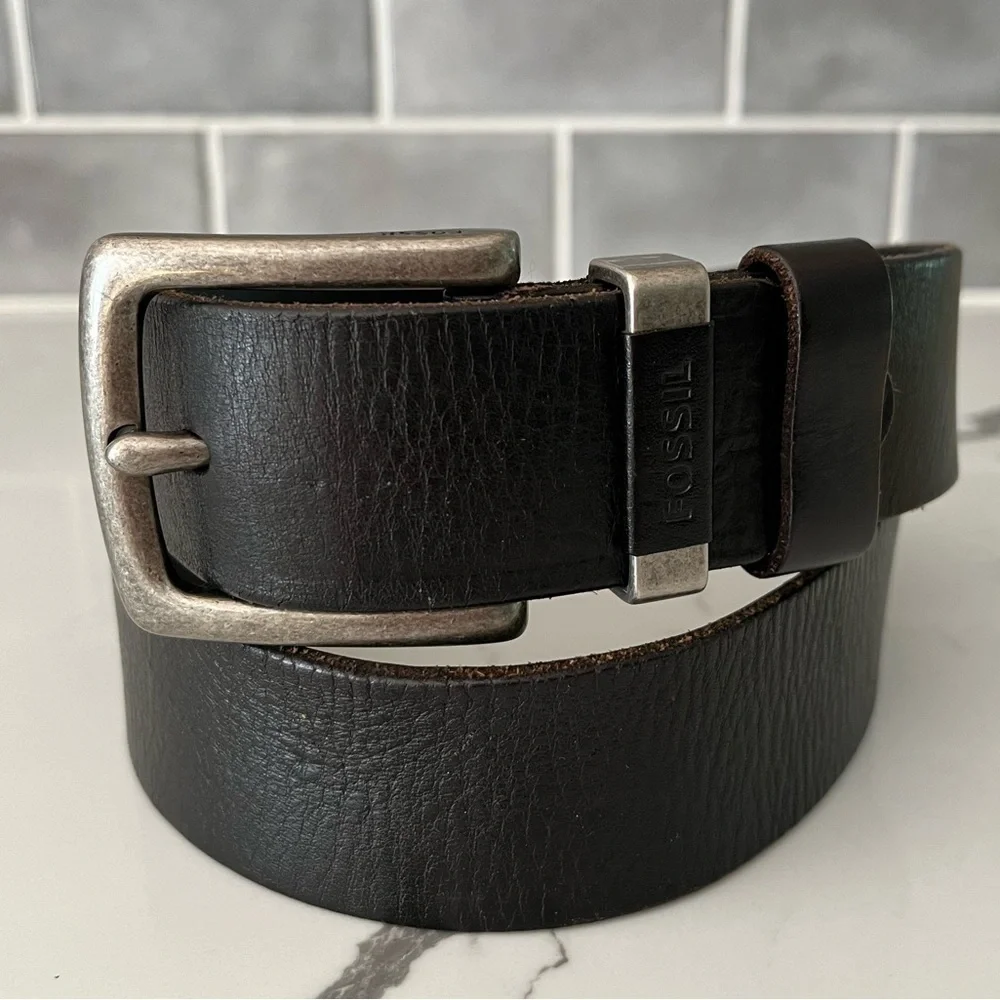 Fossil Genuine Leather Belt Dark Brown Matte Silvertone Buckle Size 34